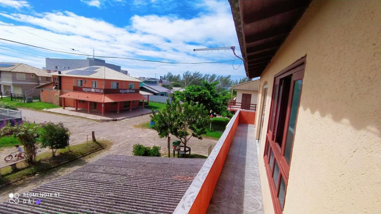 דירות Residencial Familia Milani 100 Metros Do Mar טורס מראה חיצוני תמונה