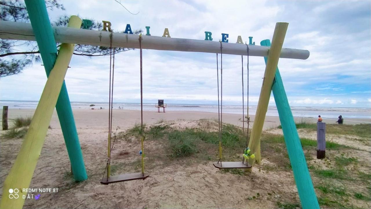 דירות Residencial Familia Milani 100 Metros Do Mar טורס מראה חיצוני תמונה